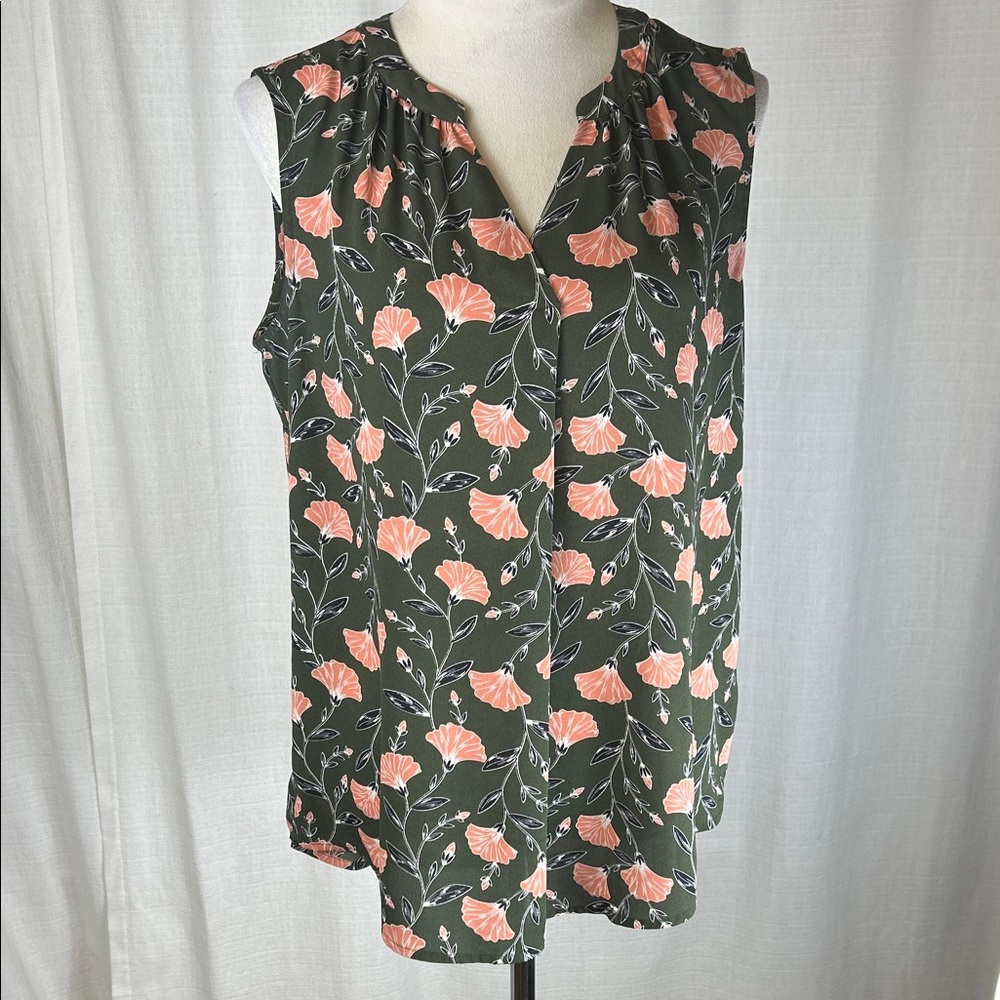 Roz & Ali Olive Green Sleeveless V-Neck Cami with Peach Floral Print